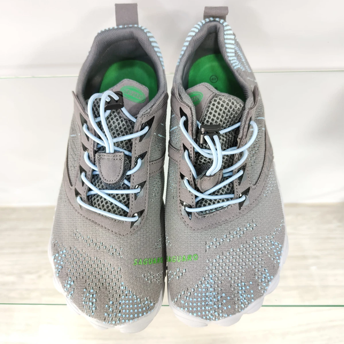 Deportivas barefoot mujer Saguaro gris vistas desde arriba con malla transpirable