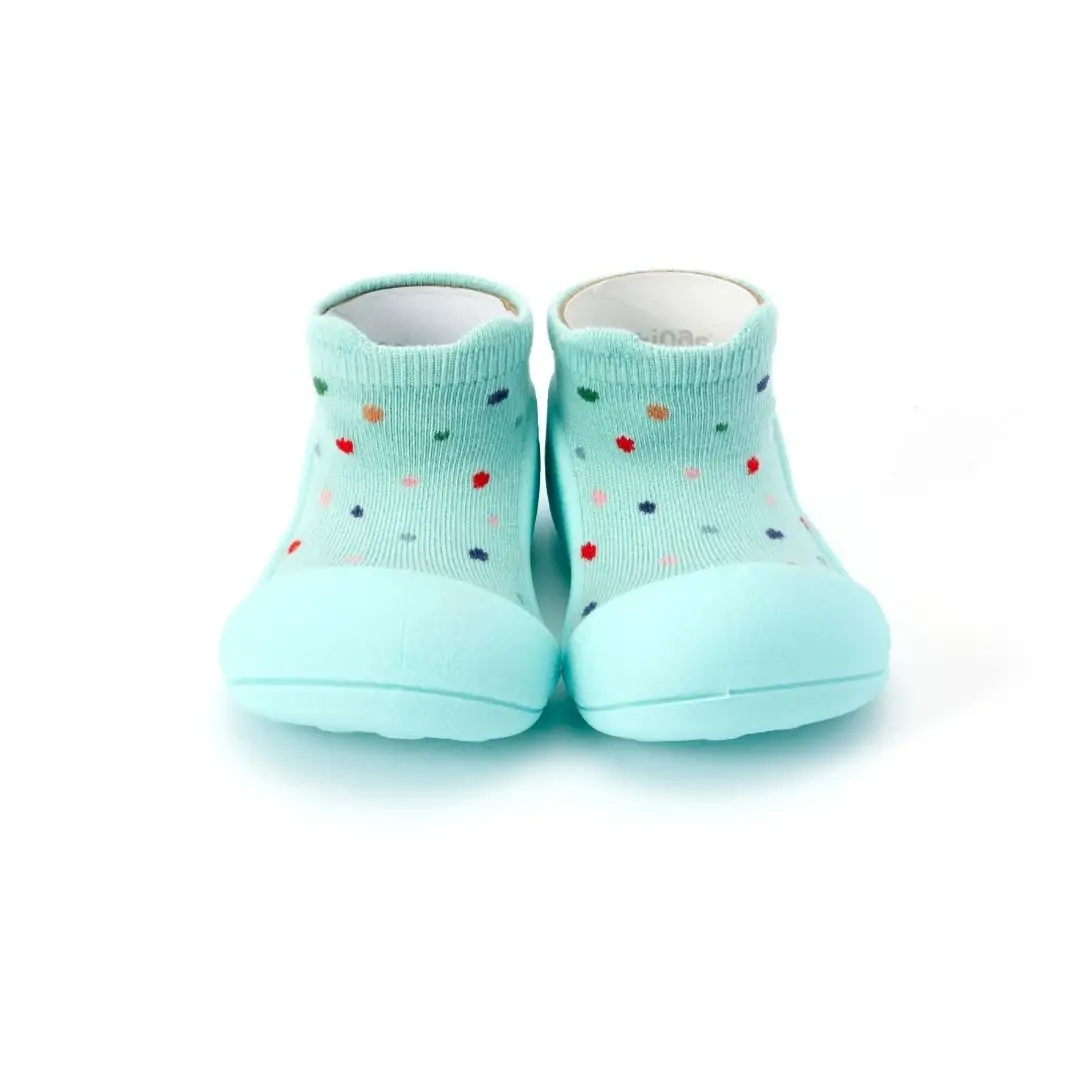 Zapatos respetuosos bebé Attipas Pop Mint en color menta con lunares multicolor