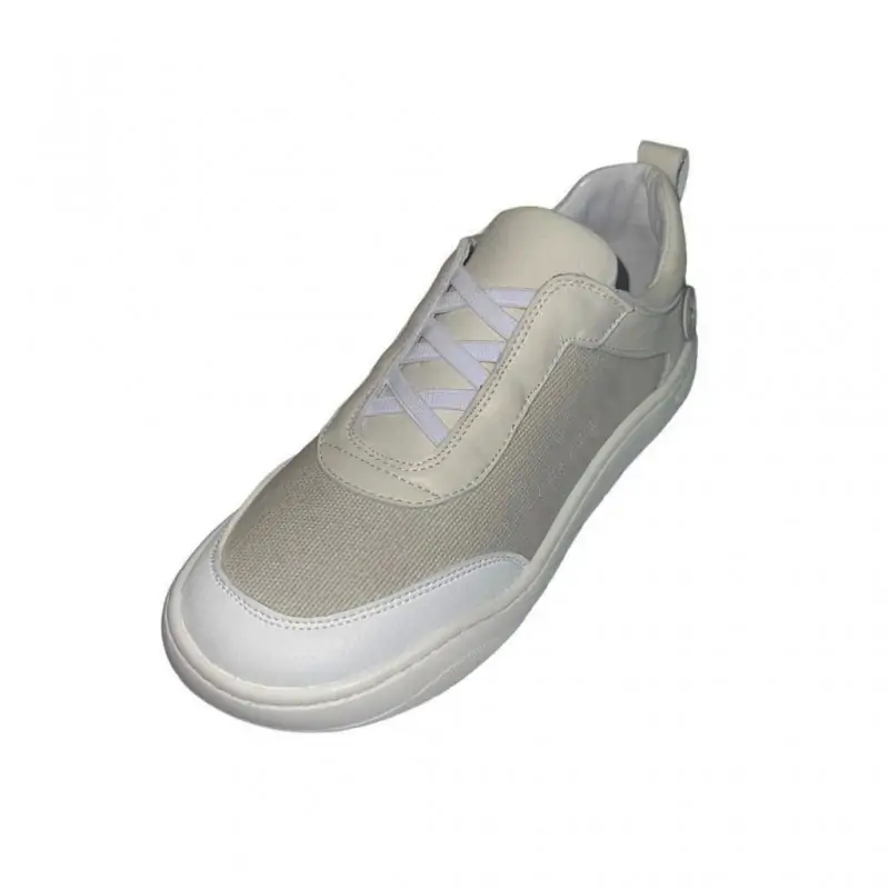 Vista frontal de deportivas barefoot mujer Blandy Shoes modelo Jan en beige, cordones elásticos