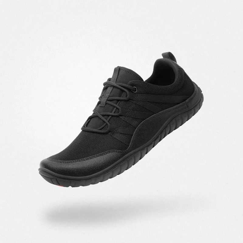 Deportiva Saguaro Negro Forestep Ⅰ, deportiva barefoot adulto en color negro con diseño transpirable y minimalista.