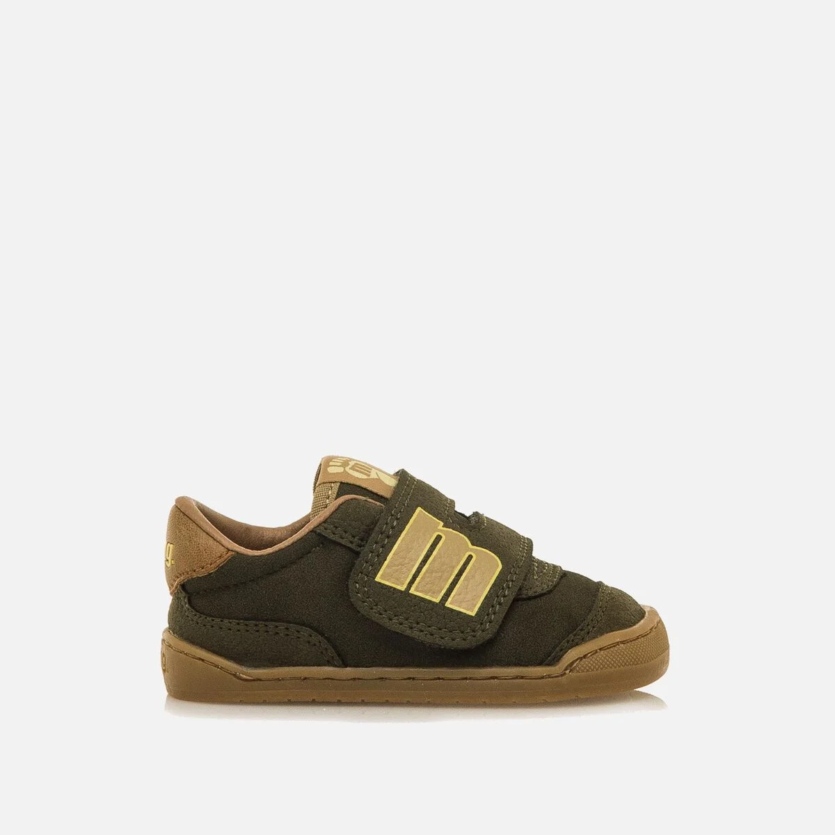 Vista lateral de zapatillas respetuosas niño FREE Mustang verde kaki