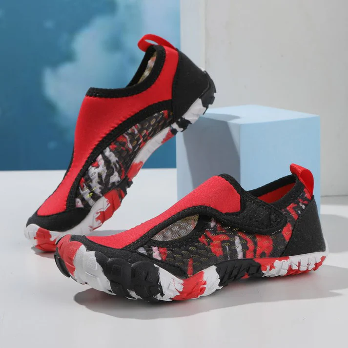 Escarpines ZZFaber Summer Kids negros para niño con suela flexible y diseño barefoot.