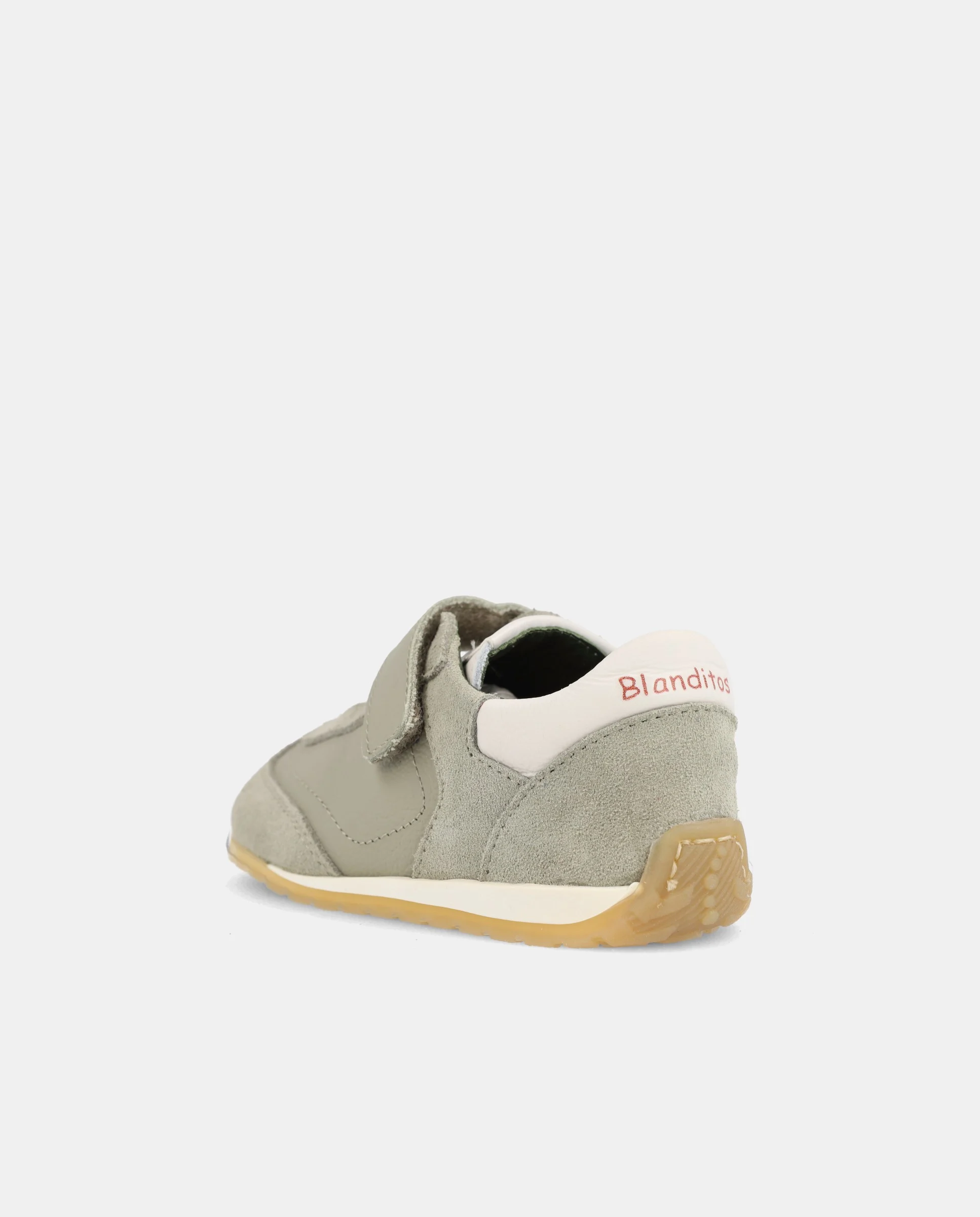 Vista lateral zapatillas respetuosas niña Blanditos Porto verde